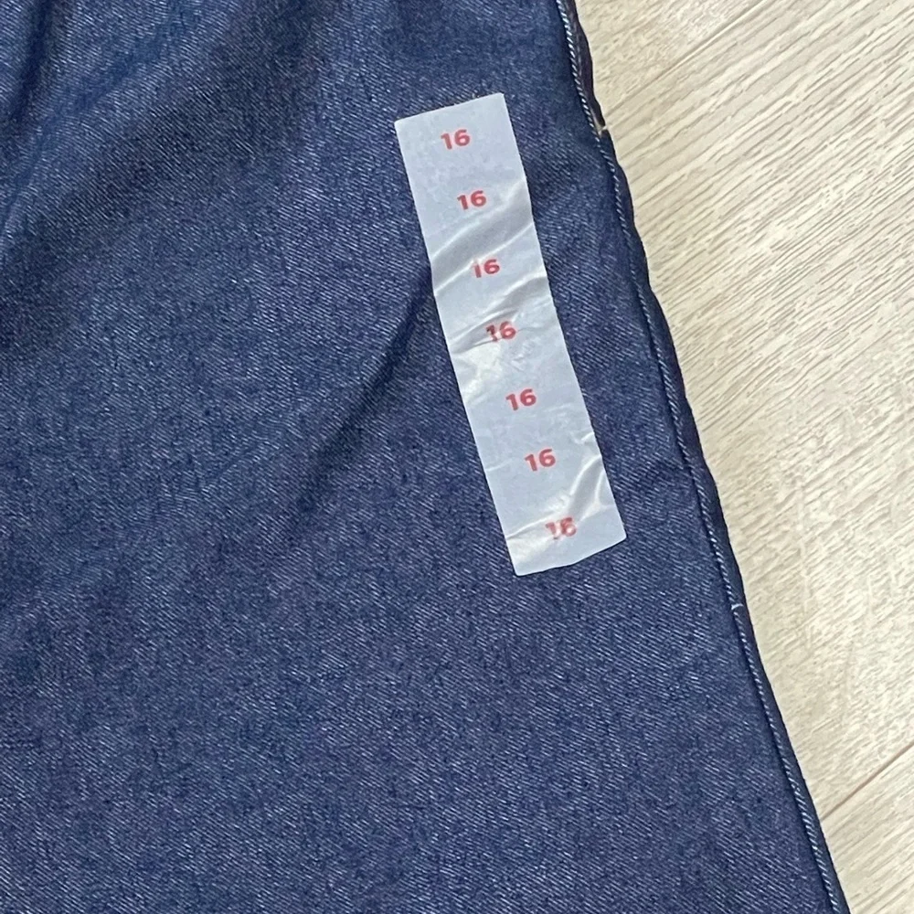 Old Navy Kids New Straight Leg Size 16 Denim Jeans with durable waist band